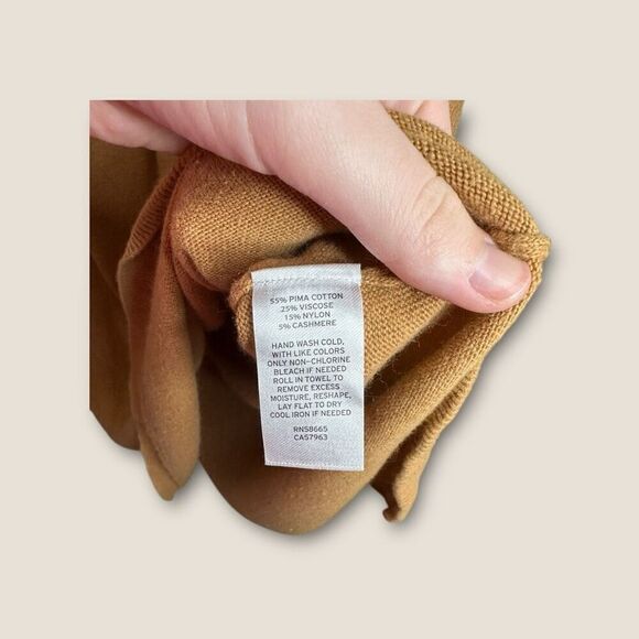 Chelsea 28 Turtleneck Long Sleeve Cashmere Blend Sweater Size Medium - Picture 7 of 7